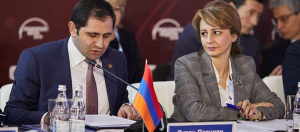 Министр территориального управления и инфраструктур Сурен Папикян на 13-м международном саммите Транспортная неделя 2019 (20 ноября 2019). Москвa - Sputnik Արմենիա
