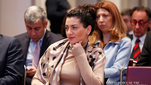Анна Акопян на армяно-итальянском бизнес-форуме “Армения, новая реальность: платформа выхода на евразийский рынок” (21 ноября 2019). Милан Анна Акопян на армяно-итальянском бизнес-форуме “Армения, новая реальность: платформа выхода на евразийский рынок” (21 ноября 2019). Милан - Sputnik Армения