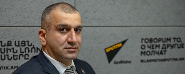Мнацакан Бичахчян - Sputnik Армения