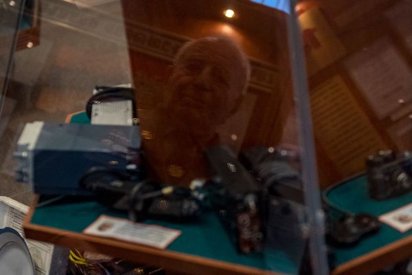 Дело Золушки или любовь курда։ как армянка в Бейруте установила прослушку в кабинете посла - Sputnik Армения