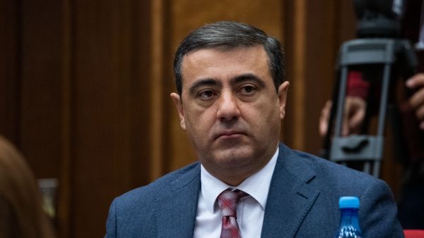Исполняющий обязанности главы СНБ Эдуард Мартиросян на Международной конференции, посвященной 15-летию офиса омбудсмена в Армении (27 ноября 2019). Еревaн - Sputnik Армения