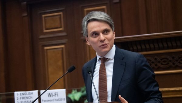 Постоянный представитель UNDP в Армении Дмитрий Марьясин на Международной конференции, посвященной 15-летию офиса омбудсмена в Армении (27 ноября 2019). Еревaн - Sputnik Արմենիա
