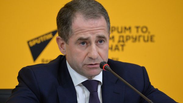 Пресс-конференция посла России Михаила Бабича в мультимедийном пресс-центре Sputnik Беларусь (18 марта 2019). Минск - Sputnik Армения