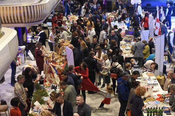 Christmas Bazaar Christmas Bazaar - Sputnik Армения