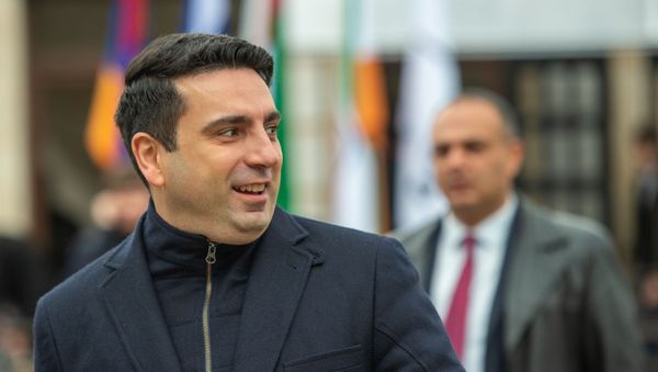 Ален Симонян на церемонии открытия алмазообрабатывающей компании ADM (2 декабря 2019). Абовян - Sputnik Армения