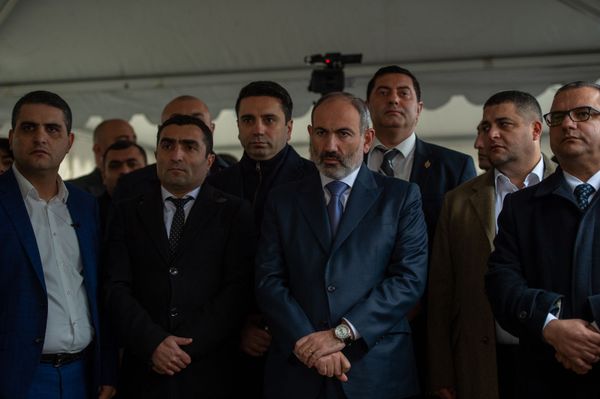 «Բոլորն ուզել են փայ մտնեն, բոլորը».  ո՞ւմ է պատկանում Աբովյանի ադամանդի գործարանը - Sputnik Արմենիա
