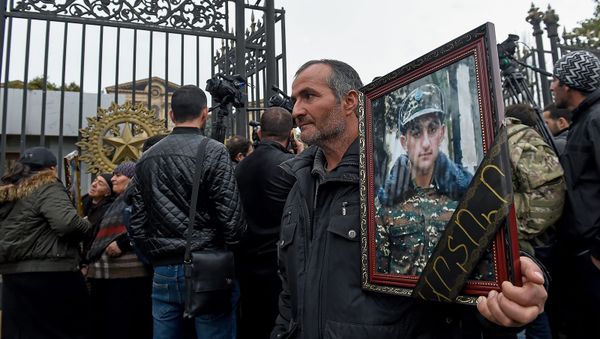 Акция протеста перед зданием Парламента Армении (4 декабря 2019). Еревaн - Sputnik Արմենիա