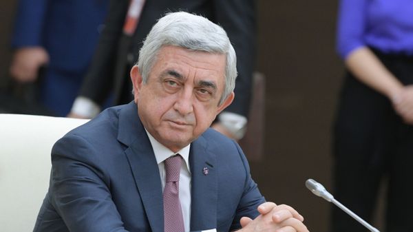 Президент Республики Армения Серж Саргсян на неформальной встрече глав государств СНГ (26 декабря 2017). Ново-Огарево Президент Республики Армения Серж Саргсян на неформальной встрече глав государств СНГ (26 декабря 2017). Ново-Огарево - Sputnik Армения