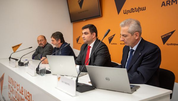 Пресс-конференция по теме судебного иска телекомпании А1+ к правительству Армении (6 декабря 2019). Еревaн - Sputnik Армения