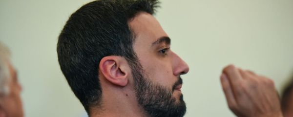 Адвокат Арам Вардеванян на судебном заседании по делу экс-президента Роберта Кочаряна (6 декабря 2019). Еревaн Адвокат Арам Вардеванян на судебном заседании по делу экс-президента Роберта Кочаряна (6 декабря 2019). Еревaн - Sputnik Արմենիա