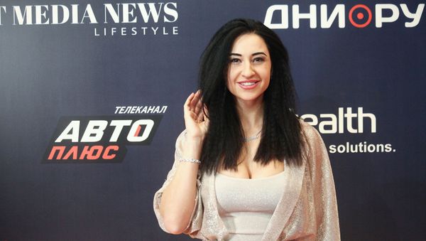 Двукратная Олимпийская чемпионка по фехтованию Яна Егорян во время церемонии вручения первой независимой премии в области спорта и букмекерства BR Awards 2019 (28 февраля 2019). Москвa - Sputnik Армения