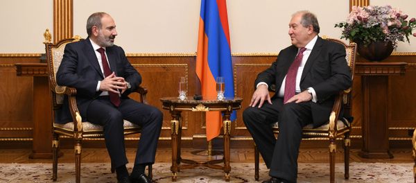 Встреча премьер-министра Никола Пашиняна и президента Армена Саркисяна (9 декабря 2019). Еревaн - Sputnik Армения