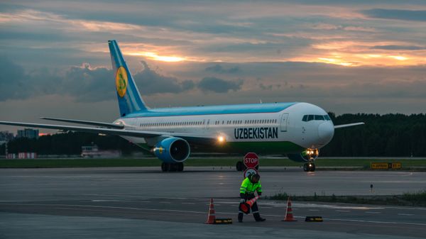 Самолет  Airbus A320 компании Uzbekistan Airways - Sputnik Армения