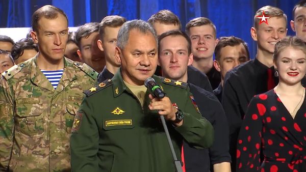 Шойгу пригласил в армейский КВН участников из стран СНГ, Балтии и Украины - Sputnik Армения