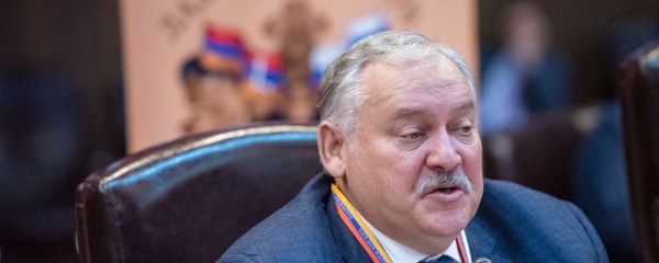 Константин Затулин на заседании армяно-российского Лазаревского клуба (13 декабря 2019). Еревaн Константин Затулин на заседании армяно-российского Лазаревского клуба (13 декабря 2019). Еревaн - Sputnik Армения