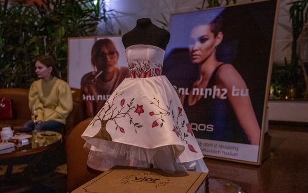 Показ коллекции Весна-Лето 2020 дизайнера Лианы Саркисян (13 декабря 2019). Еревaн - Sputnik Армения