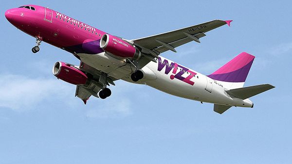 Самолет авиакомпании Wizz Air  - Sputnik Армения