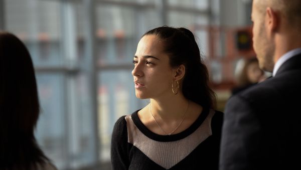 Глава Комитета гражданской авиации Татевик Ревазян перед началом пресс-конференции (16 декабря 2019). Еревaн - Sputnik Армения
