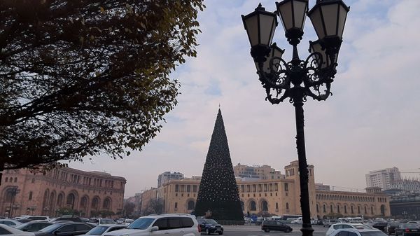 Новый год без снега: куда идти, что делать, как почувствовать атмосферу зимнего праздника? - Sputnik Армения