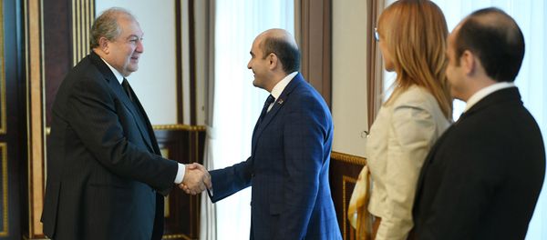 Президент Армен Саркисян встретился с представителями фракции Просвященная Армения (17 декабря 2019). Еревaн - Sputnik Армения
