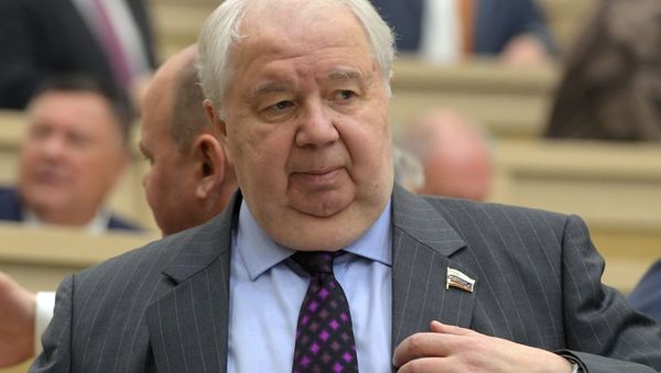 Сергей Кисляк перед началом заседания Совета Федерации России (27 июня 2018). Москвa - Sputnik Армения