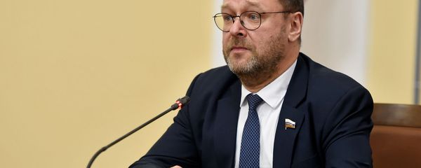 Председатель Комитета Совета Федерации по международным делам Константин Косачев (18 декабря 2019). Еревaн - Sputnik Արմենիա