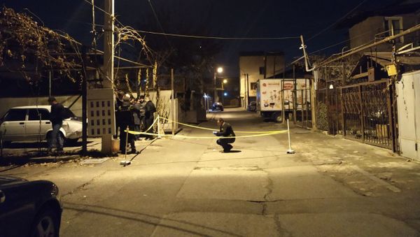 Сотрудники правоохранительных органов на месте преступления (18 декабря 2029). Еревaн - Sputnik Արմենիա