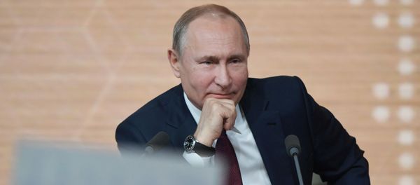Президент РФ Владимир Путин на большой ежегодной пресс-конференции Президент РФ Владимир Путин на большой ежегодной пресс-конференции - Sputnik Արմենիա