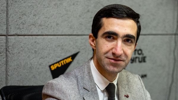 Карлен Хачатрян - Sputnik Արմենիա
