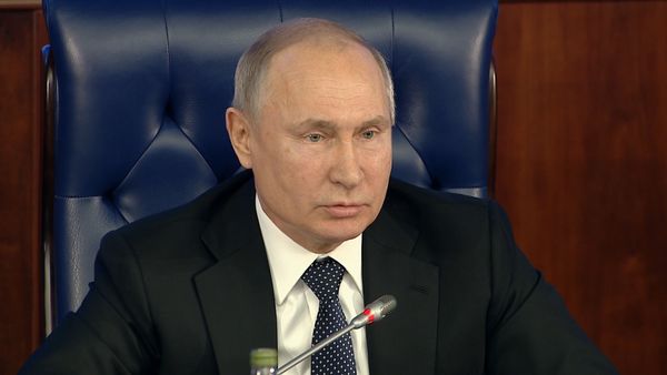 Сволочь, свинья антисемитская: Путин о после Польши в нацистской Германии - Sputnik Армения