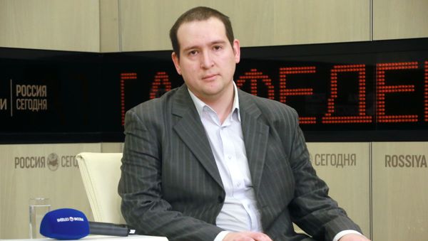 Михаил Нейжмаков Михаил Нейжмаков - Sputnik Армения