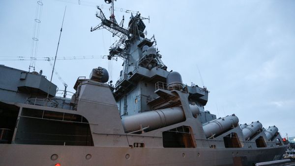 Тяжелый атомный ракетный крейсер Петр Великий - Sputnik Армения