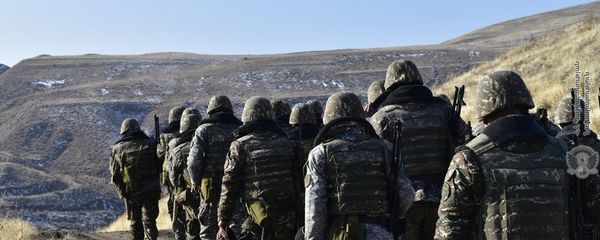 Армянские военнослужащие Армянские военнослужащие - Sputnik Армения