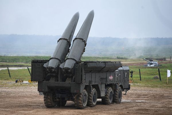 Россия ушла в гиперзвуковой отрыв - оружейные итоги года  - Sputnik Армения