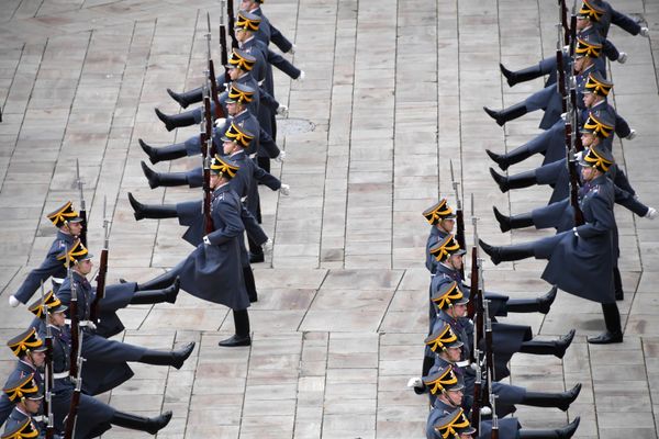 Последняя в 2019 году церемония развода пеших и конных караулов Президентского полка Последняя в 2019 году церемония развода пеших и конных караулов Президентского полка - Sputnik Армения