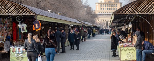 Ереванский вернисаж Ереванский вернисаж - Sputnik Армения