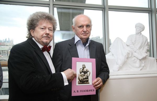 Гоар Вартанян одобрила эскизы - каким будет памятник легендарному разведчику в России? - Sputnik Армения