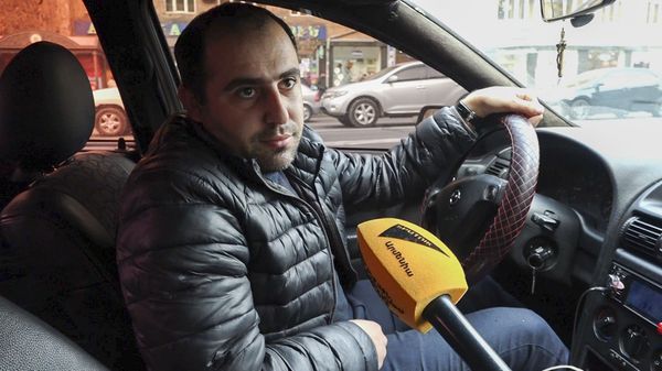 Берегись не автомобиля: как балльная система рассорила армянских водителей - Sputnik Армения