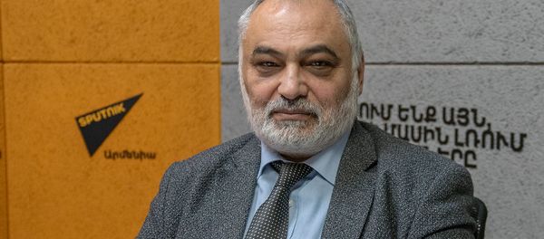 Рубен Сафрастян - Sputnik Армения