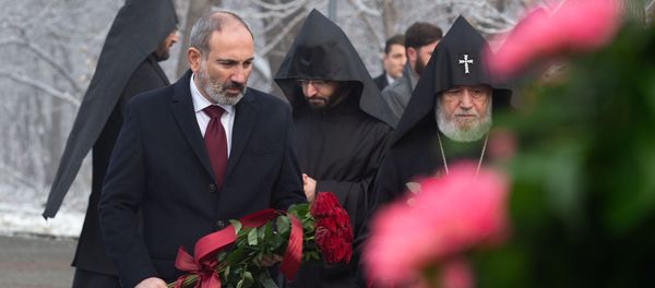 Цицернакаберд в день памяти жертв погромов в Баку (13.01.2020). Еревaн - Sputnik Армения