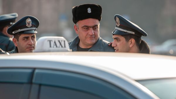 Երևան, տաքսի, ոստիկանություն - Sputnik Արմենիա