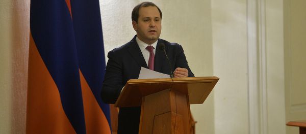 Речь директора СНБ Георгия Кутояна на торжественном заседании, посвящённом Дню работника органов Национальной безопасности (22 декабря 2017). Еревaн Речь директора СНБ Георгия Кутояна на торжественном заседании, посвящённом Дню работника органов Национальной безопасности (22 декабря 2017). Еревaн - Sputnik Արմենիա