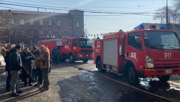 Пожар в Доме печатии Пожар в Доме печатии - Sputnik Արմենիա