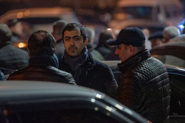Адвокат Арам Орбелян на гражданской панихиде Георгия Кутояна (19 января 2020). Еревaн - Sputnik Армения