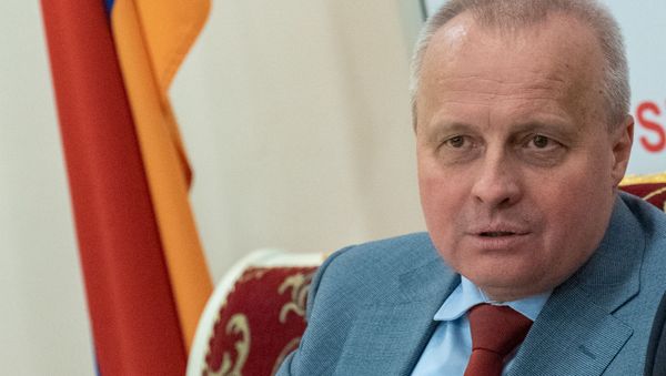Посол РФ в РА Сергей Копыркин на пресс-конференции «Актуальные вопросы внутренней и внешней политики стран евразийского интеграционного пространства» (20 января 2020). Еревaн - Sputnik Արմենիա