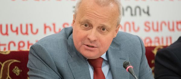 Посол РФ в РА Сергей Копыркин на пресс-конференции «Актуальные вопросы внутренней и внешней политики стран евразийского интеграционного пространства» (20 января 2020). Еревaн - Sputnik Армения