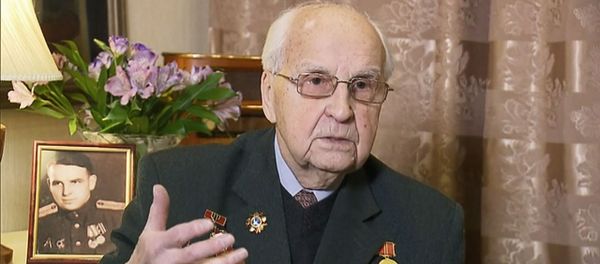 Ветеран Великой Отечественной войны раскритиковал статью премьера Польши об освобождении Освенцима Ветеран Великой Отечественной войны раскритиковал статью премьера Польши об освобождении Освенцима - Sputnik Армения