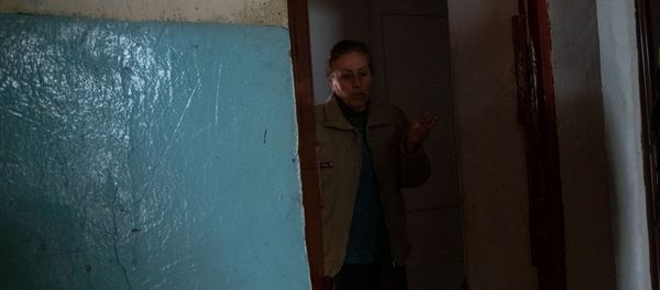 Родная тетя Артура Торосяна, устроившего стрельбу в Эребуни плаза, в его квартире (24 января 2020). Еревaн - Sputnik Արմենիա