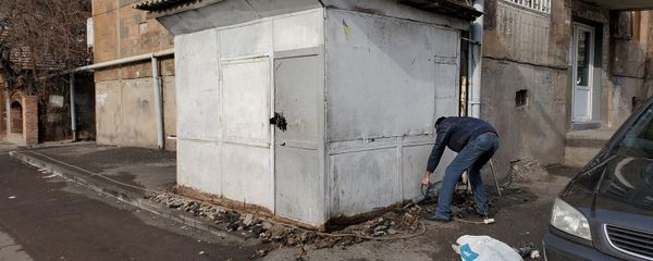 Демонтаж ларьков в административном районе Аджапняк (26 января 2020). Еревaн - Sputnik Արմենիա