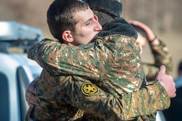 «Եթե չհիշես մեզ, գլուխդ կջարդեմ». 1 օր զորամասում` զորացրվող զինվորների հետ. լուսանկարներ - Sputnik Արմենիա